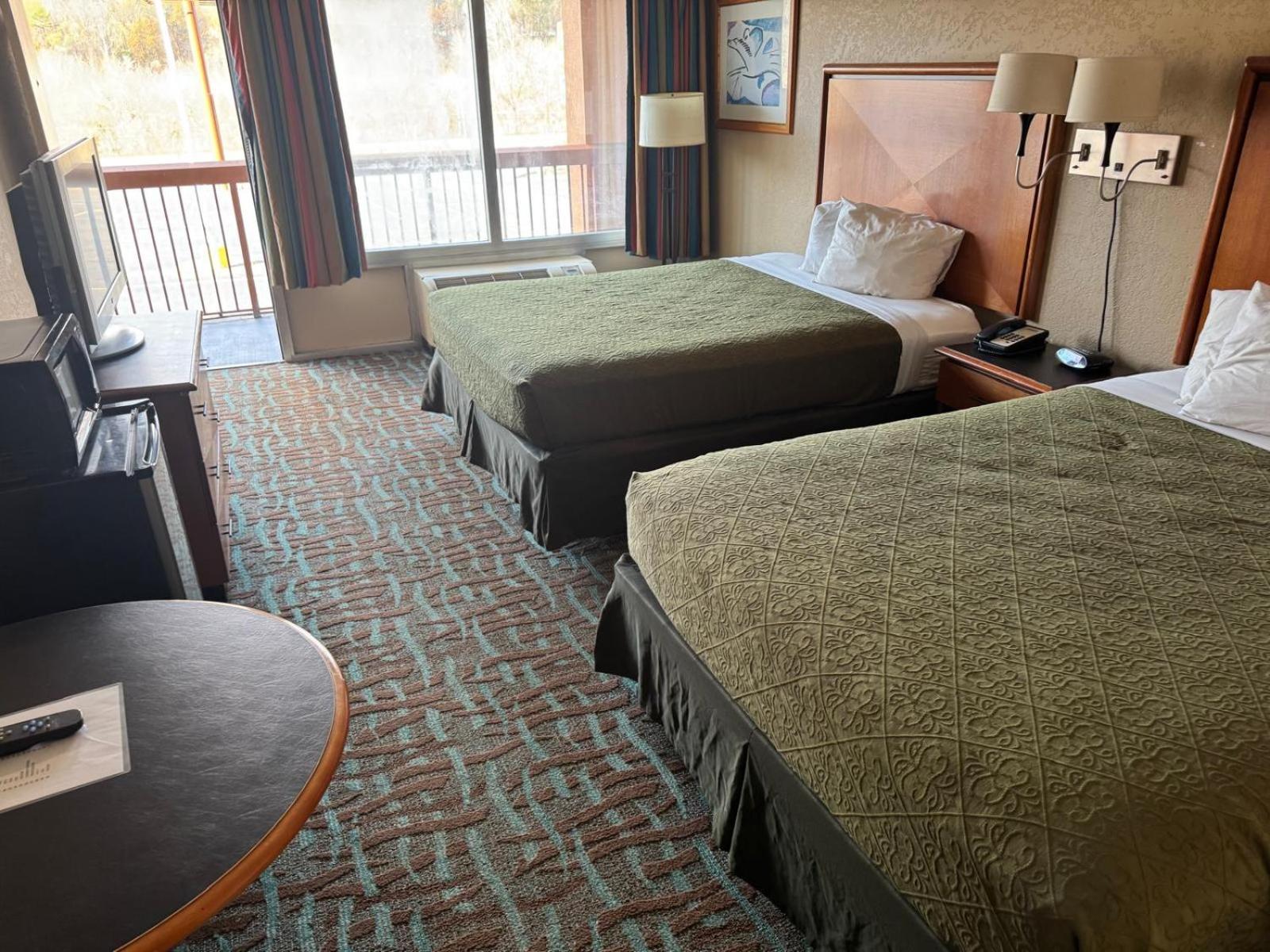 Oyo Hotel Harriman Near I-40 Екстер'єр фото